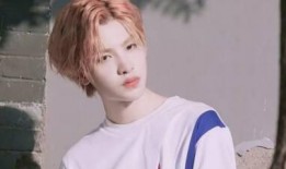 吃瓜娱乐黄明昊,吃瓜娱乐界的青春偶像